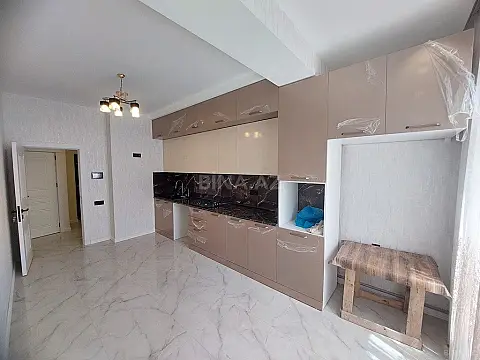 Satılır 2 otaqlı mənzil 96 m²