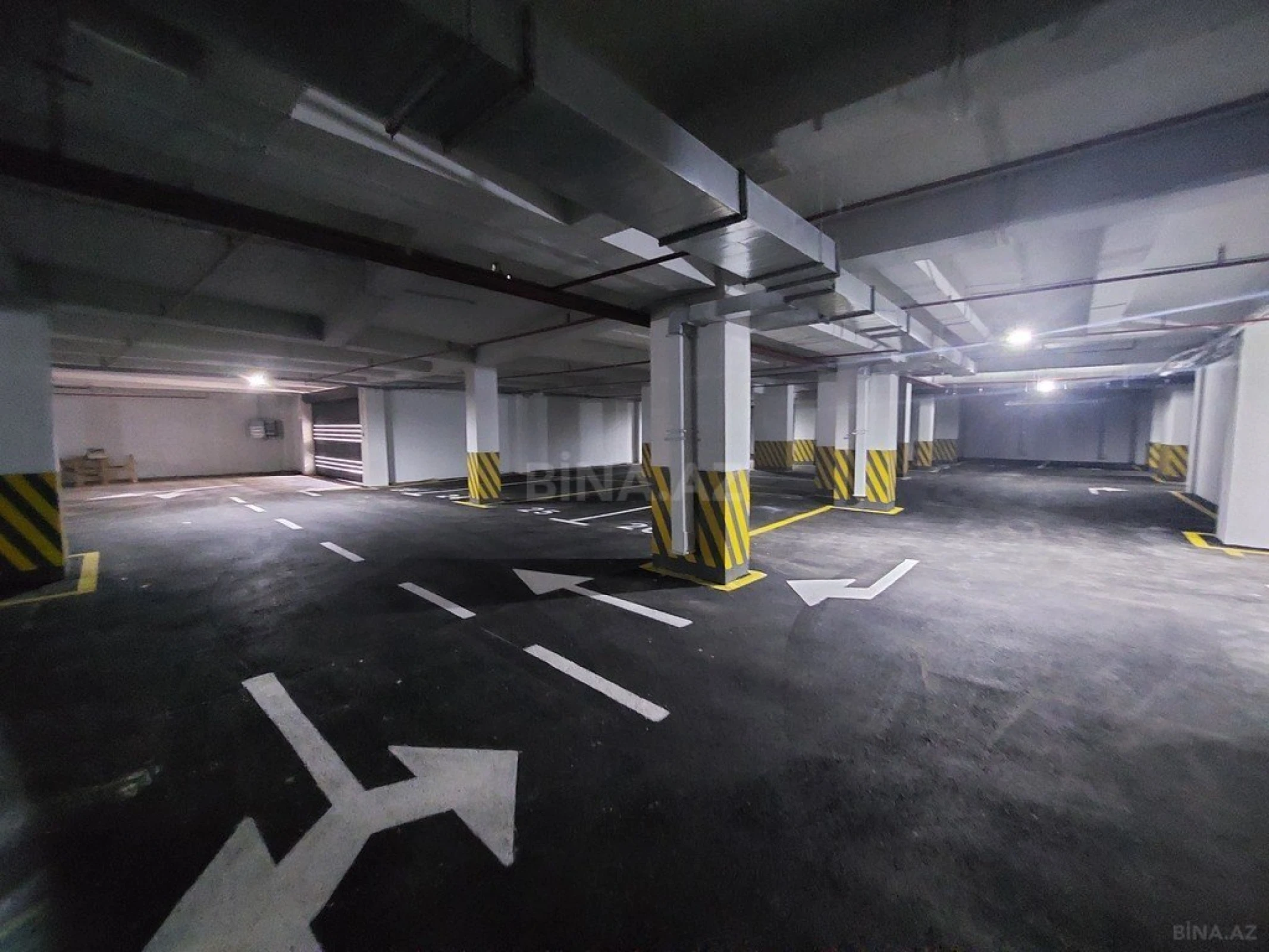 Satılır 2 otaqlı mənzil 96 m²