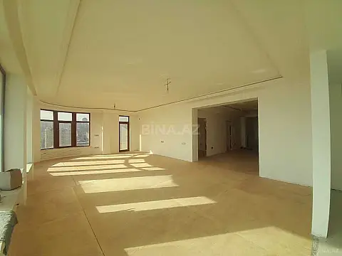 Satılır 4 otaqlı mənzil 220 m²