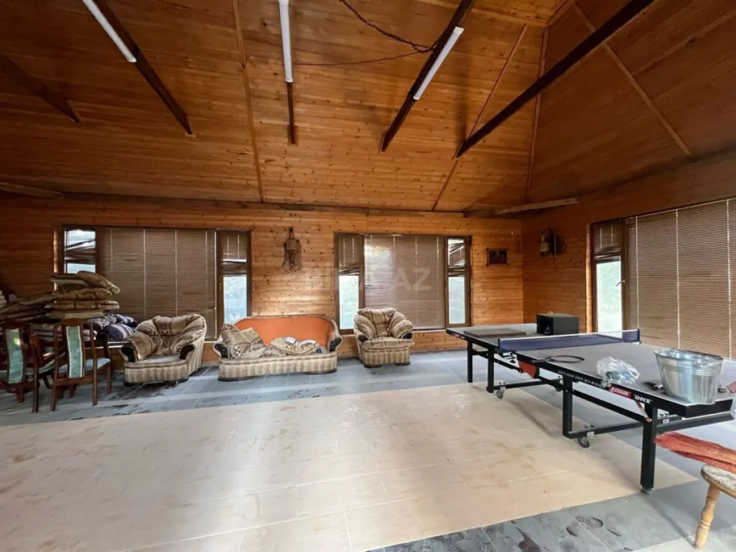 Satılır 4 otaqlı həyət evi 200 m²