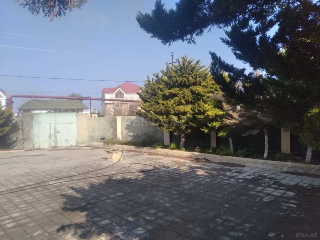 Satılır 4 otaqlı həyət evi 200 m²