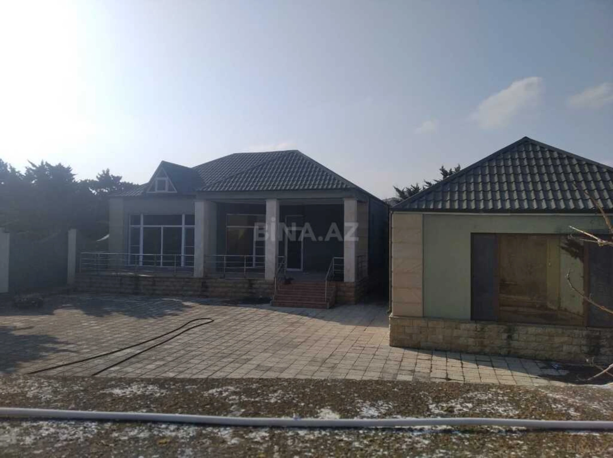 Satılır 4 otaqlı həyət evi 200 m²