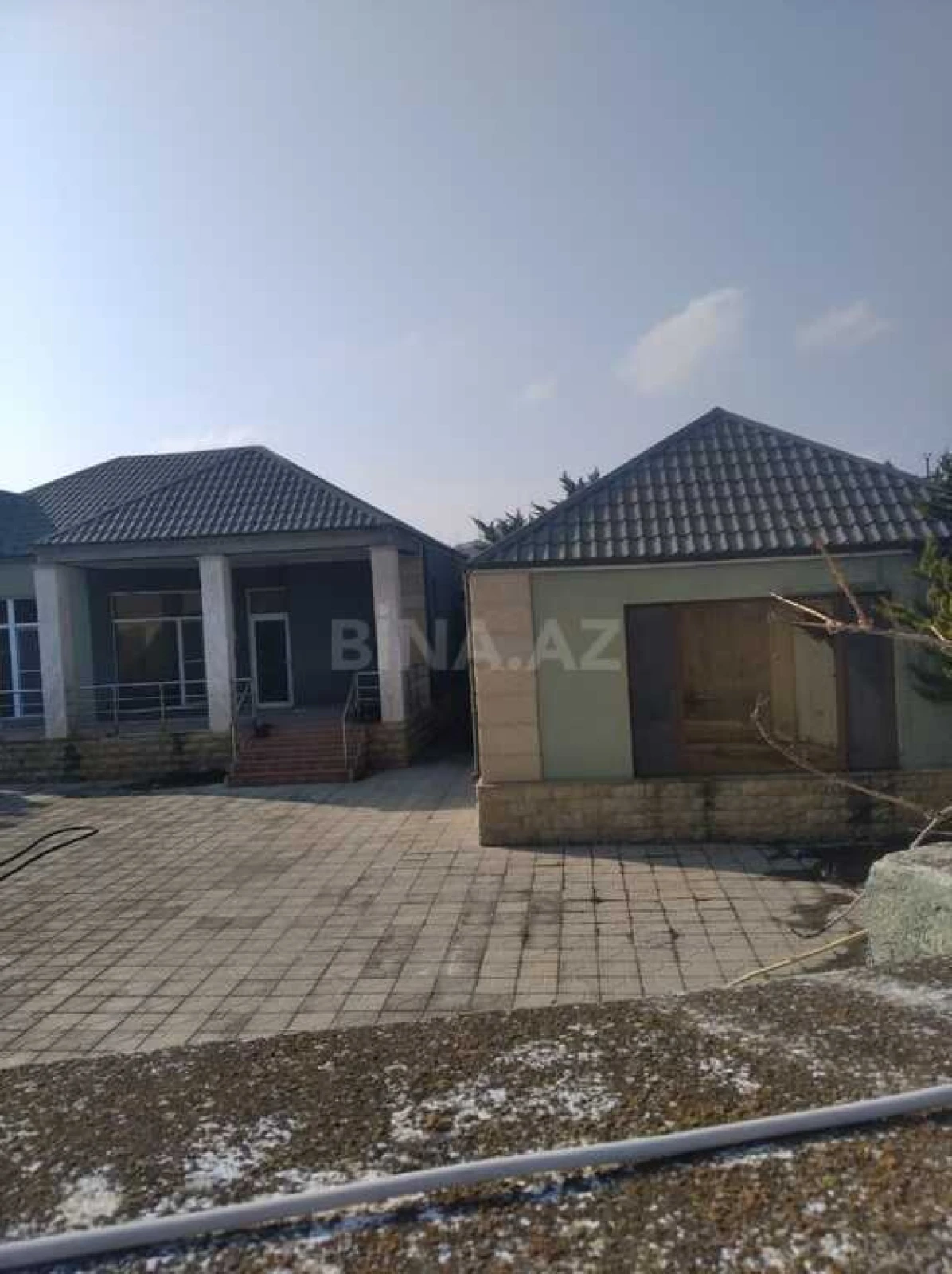 Satılır 4 otaqlı həyət evi 200 m²