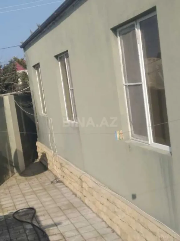 Satılır 4 otaqlı həyət evi 200 m²