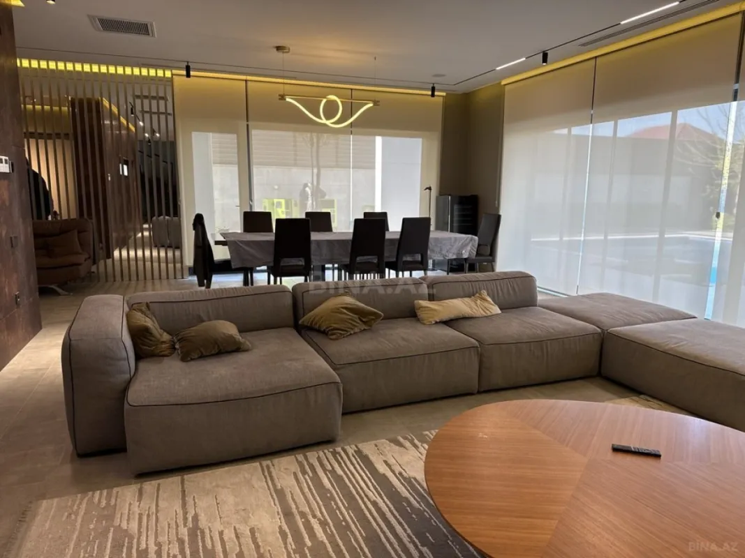 Kirayə verilir 6 otaqlı həyət evi 560 m²