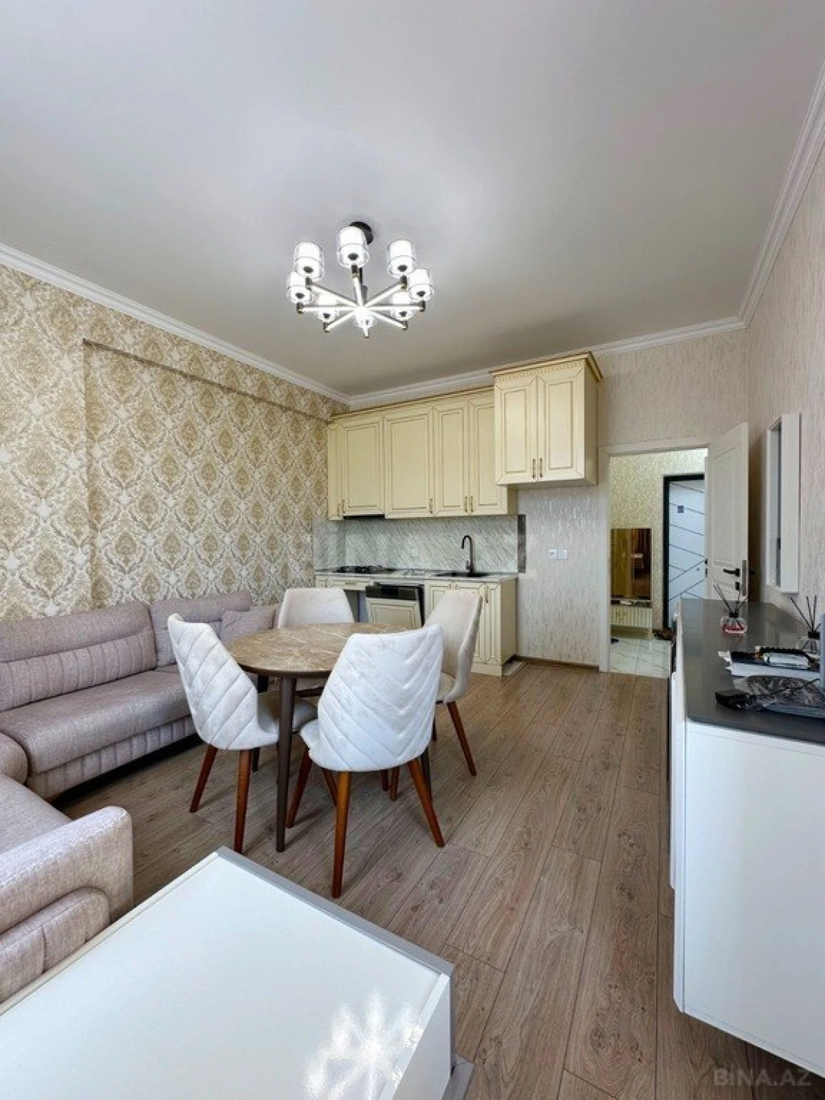 Satılır 2 otaqlı mənzil 55 m²