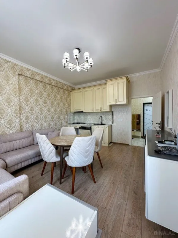 Satılır 2 otaqlı mənzil 55 m²