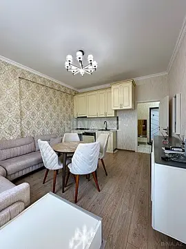 Satılır 2 otaqlı mənzil 55 m²