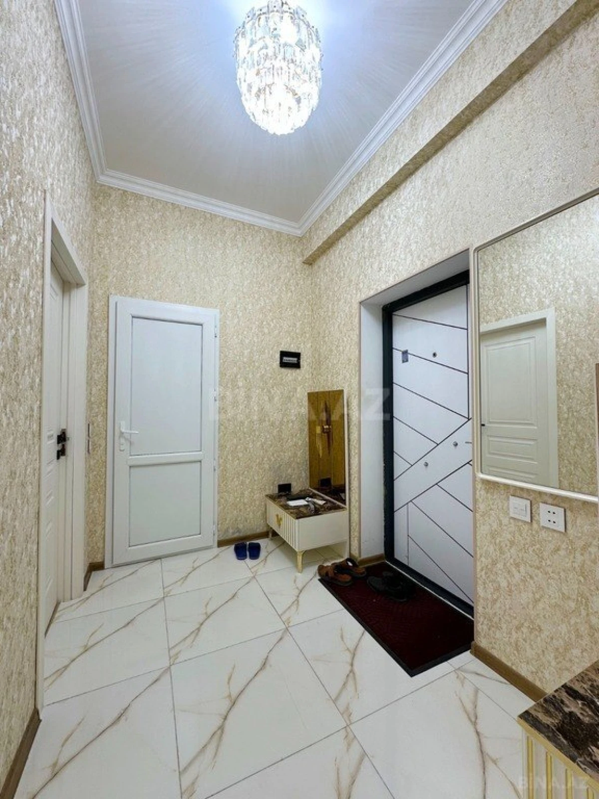 Satılır 2 otaqlı mənzil 55 m²