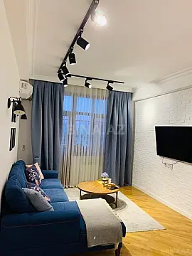 Satılır 2 otaqlı mənzil 83 m² — Bakı, Memar Əcəmi yanı 2 otaq 83.00 m²