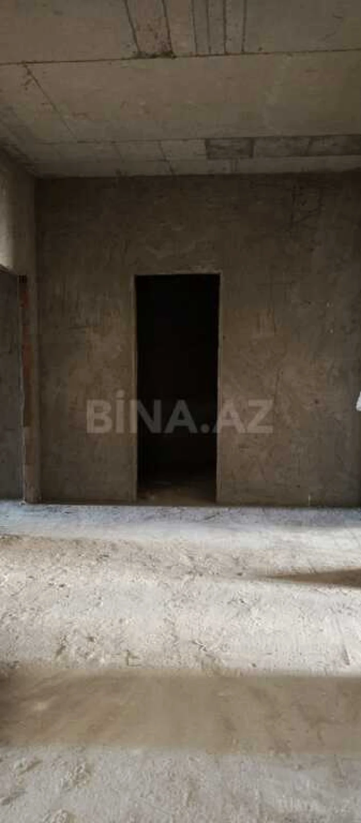 Satılır 3 otaqlı mənzil 157 m²