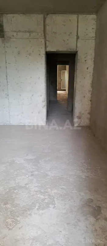 Satılır 3 otaqlı mənzil 157 m²