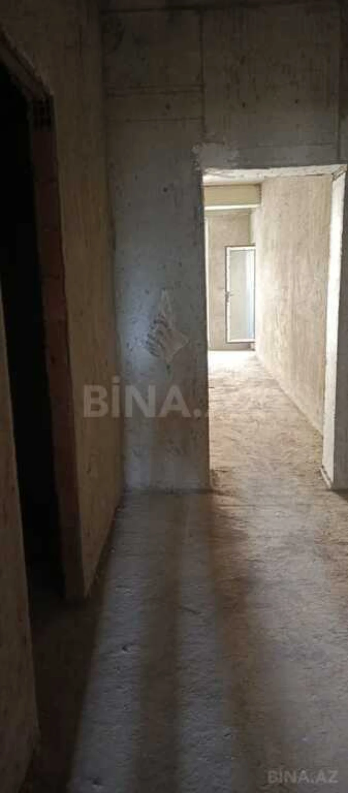 Satılır 3 otaqlı mənzil 157 m²