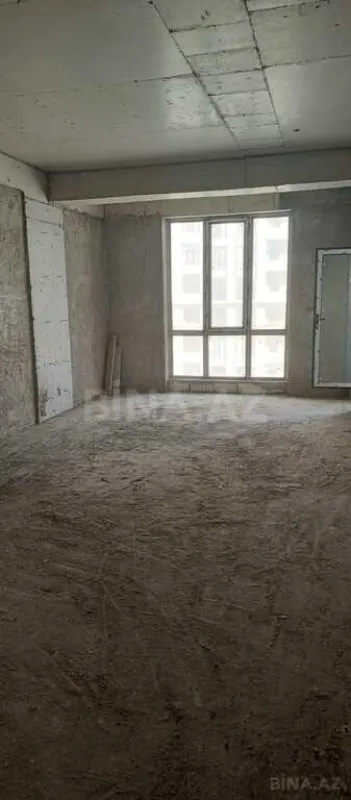 Satılır 3 otaqlı mənzil 157 m²