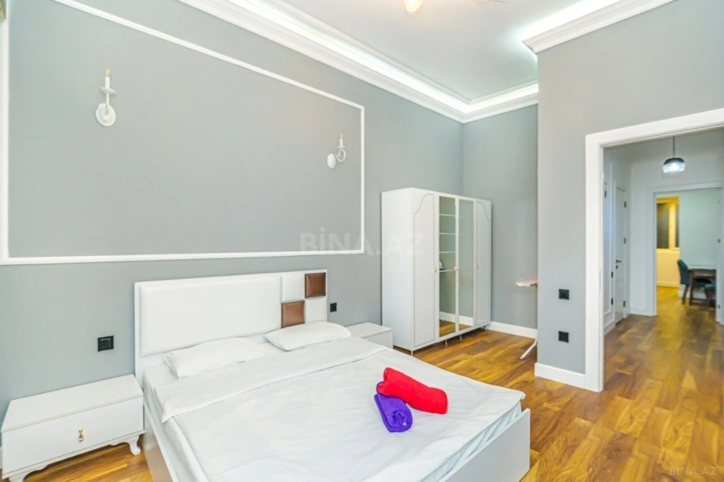 Kirayə verilir 3 otaqlı mənzil 101 m²