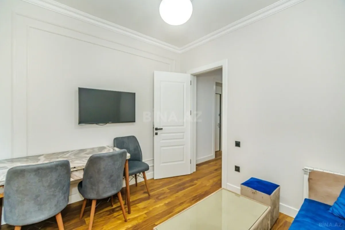 Kirayə verilir 3 otaqlı mənzil 101 m²