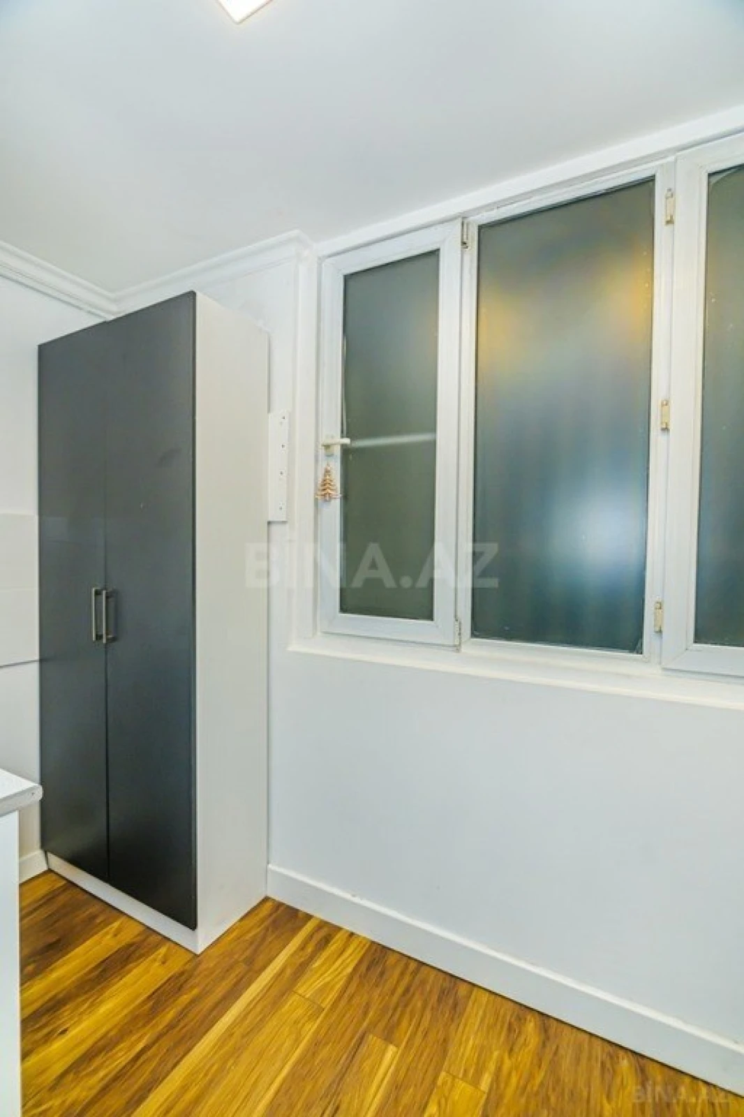 Kirayə verilir 3 otaqlı mənzil 101 m²