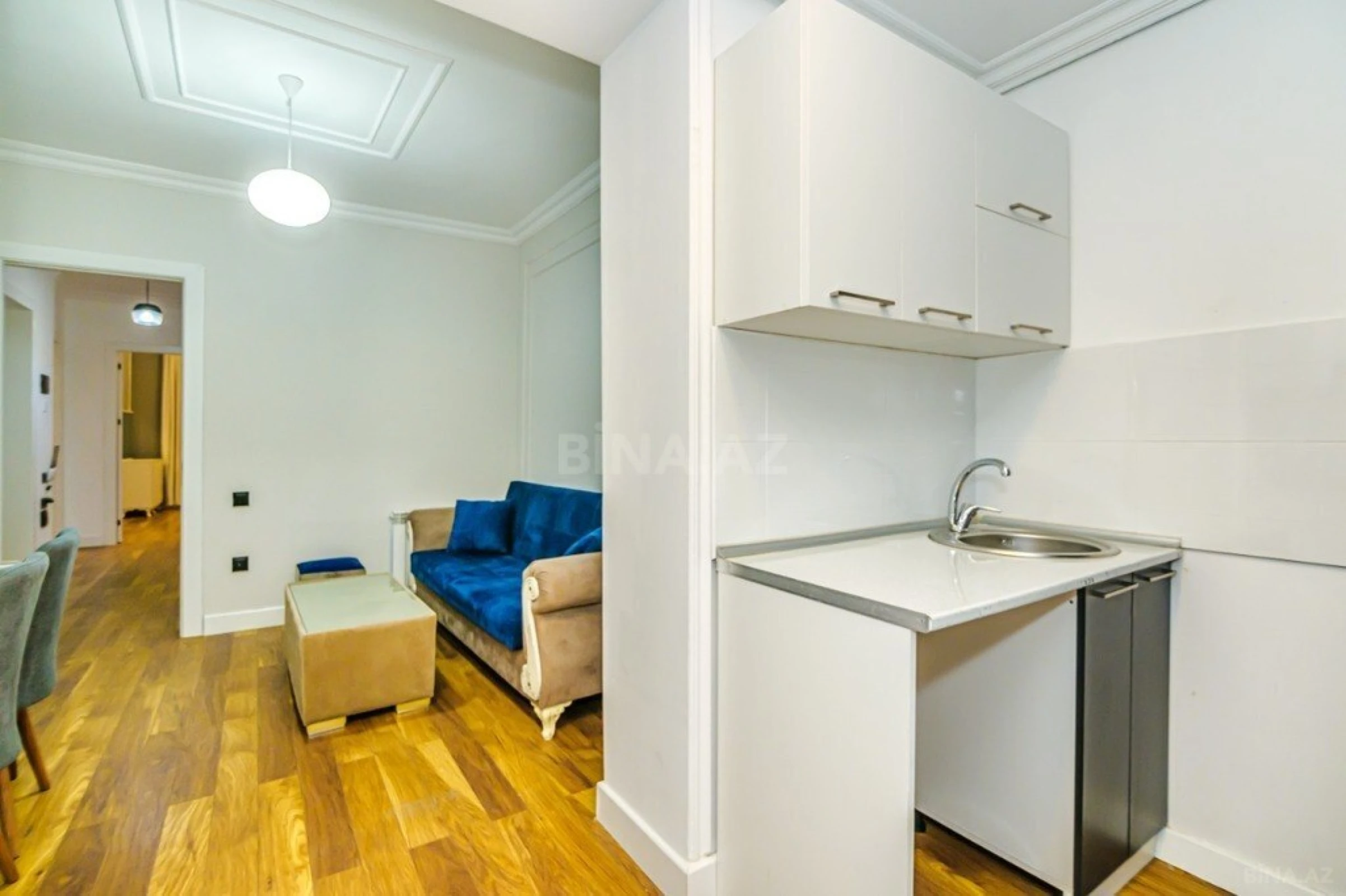 Kirayə verilir 3 otaqlı mənzil 101 m²