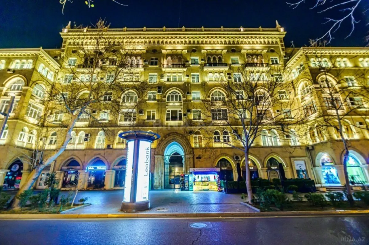 Kirayə verilir 3 otaqlı mənzil 101 m²