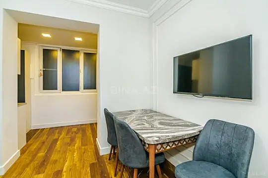 Kirayə verilir 3 otaqlı mənzil 101 m²