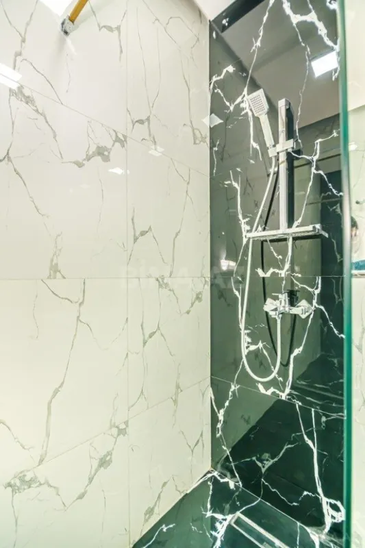 Kirayə verilir 3 otaqlı mənzil 101 m²