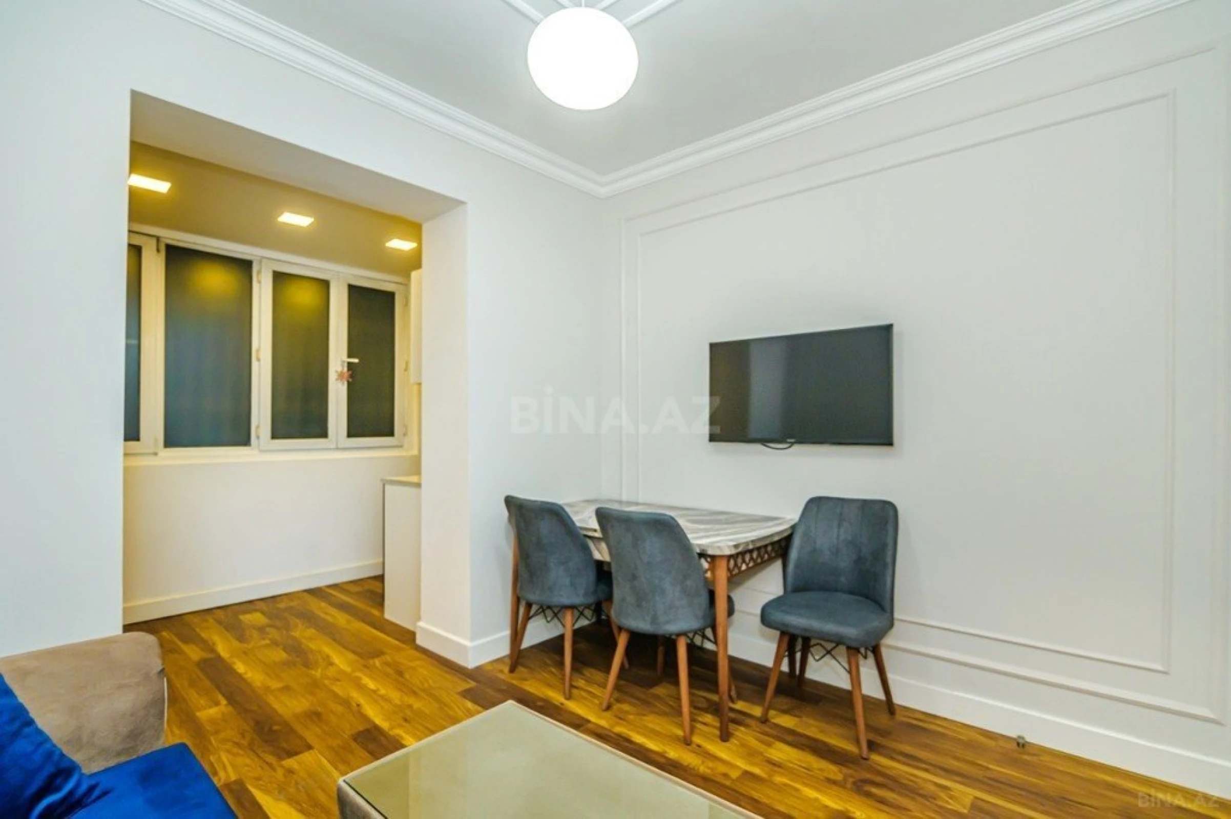 Kirayə verilir 3 otaqlı mənzil 101 m²