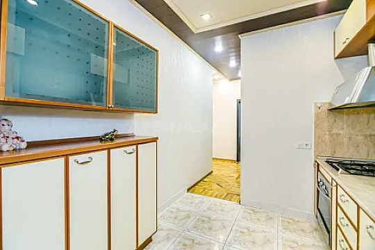 Kirayə verilir 3 otaqlı mənzil 107 m²