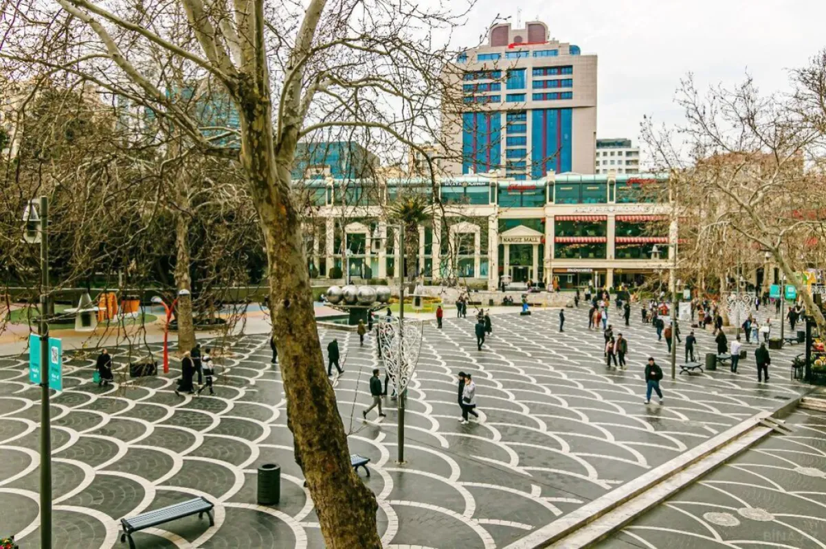 Kirayə verilir 3 otaqlı mənzil 107 m²