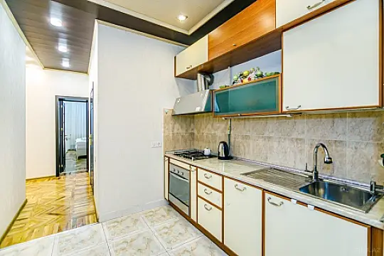 Kirayə verilir 3 otaqlı mənzil 107 m²