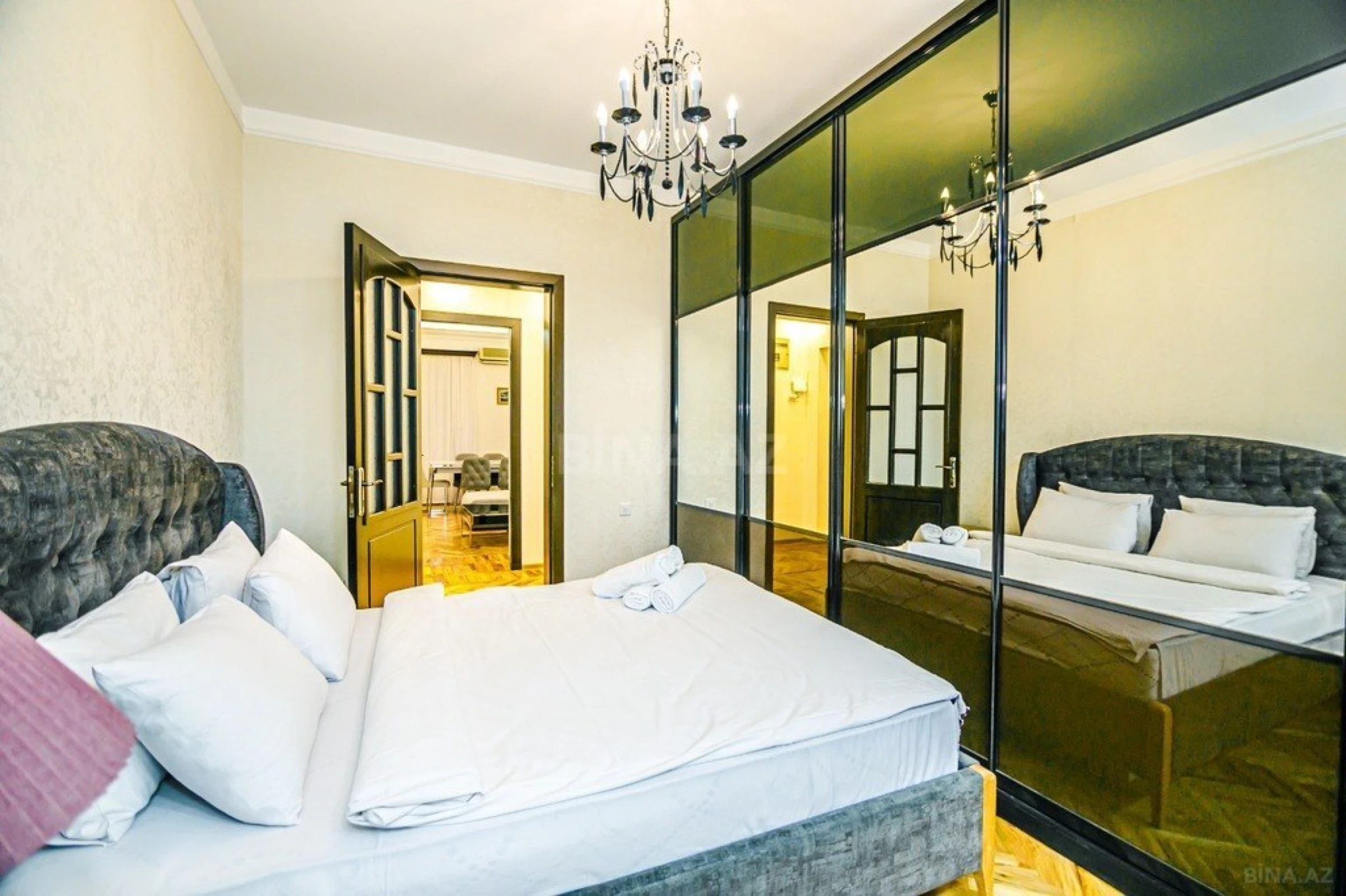 Kirayə verilir 3 otaqlı mənzil 107 m²