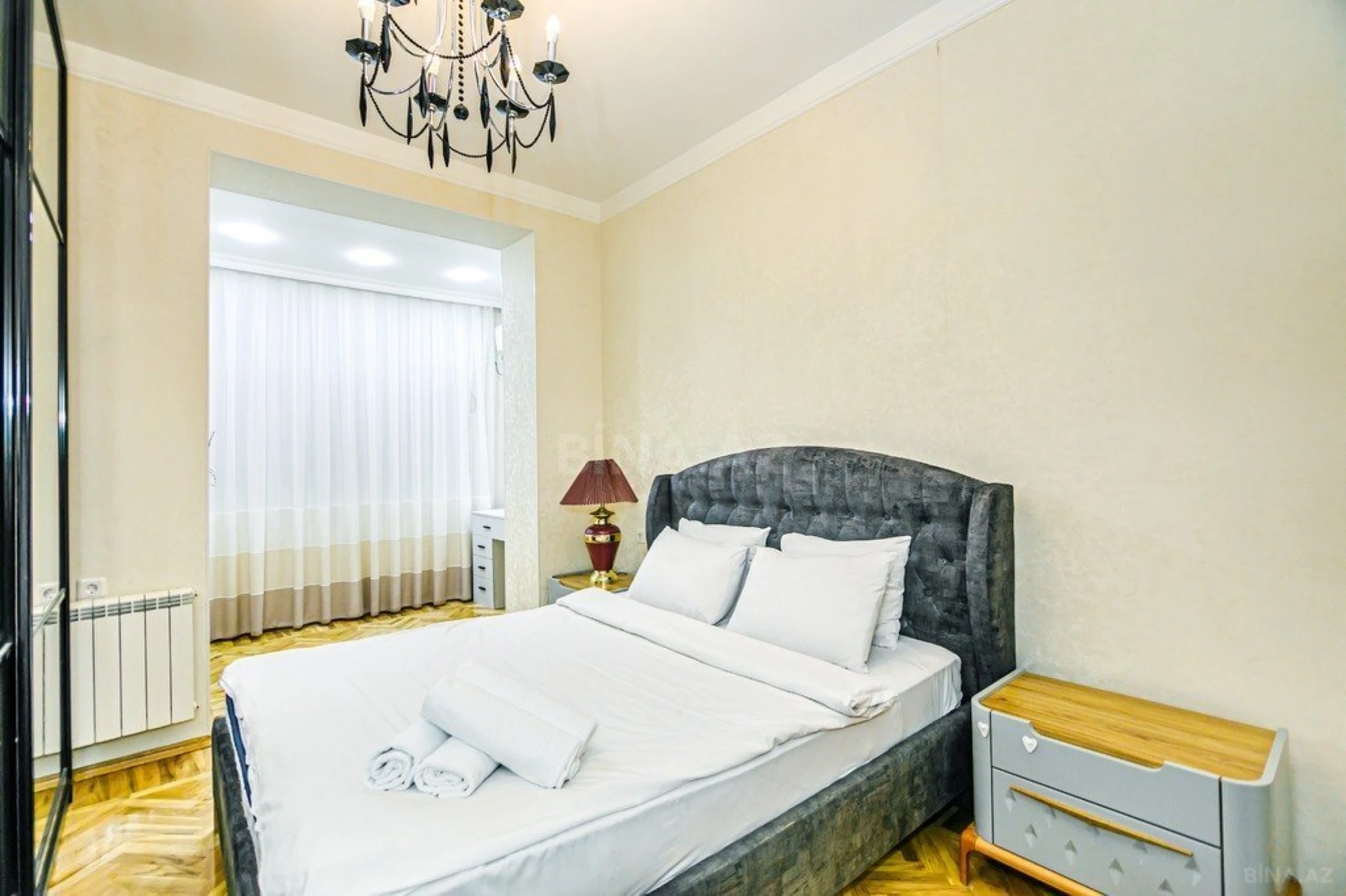 Kirayə verilir 3 otaqlı mənzil 107 m²