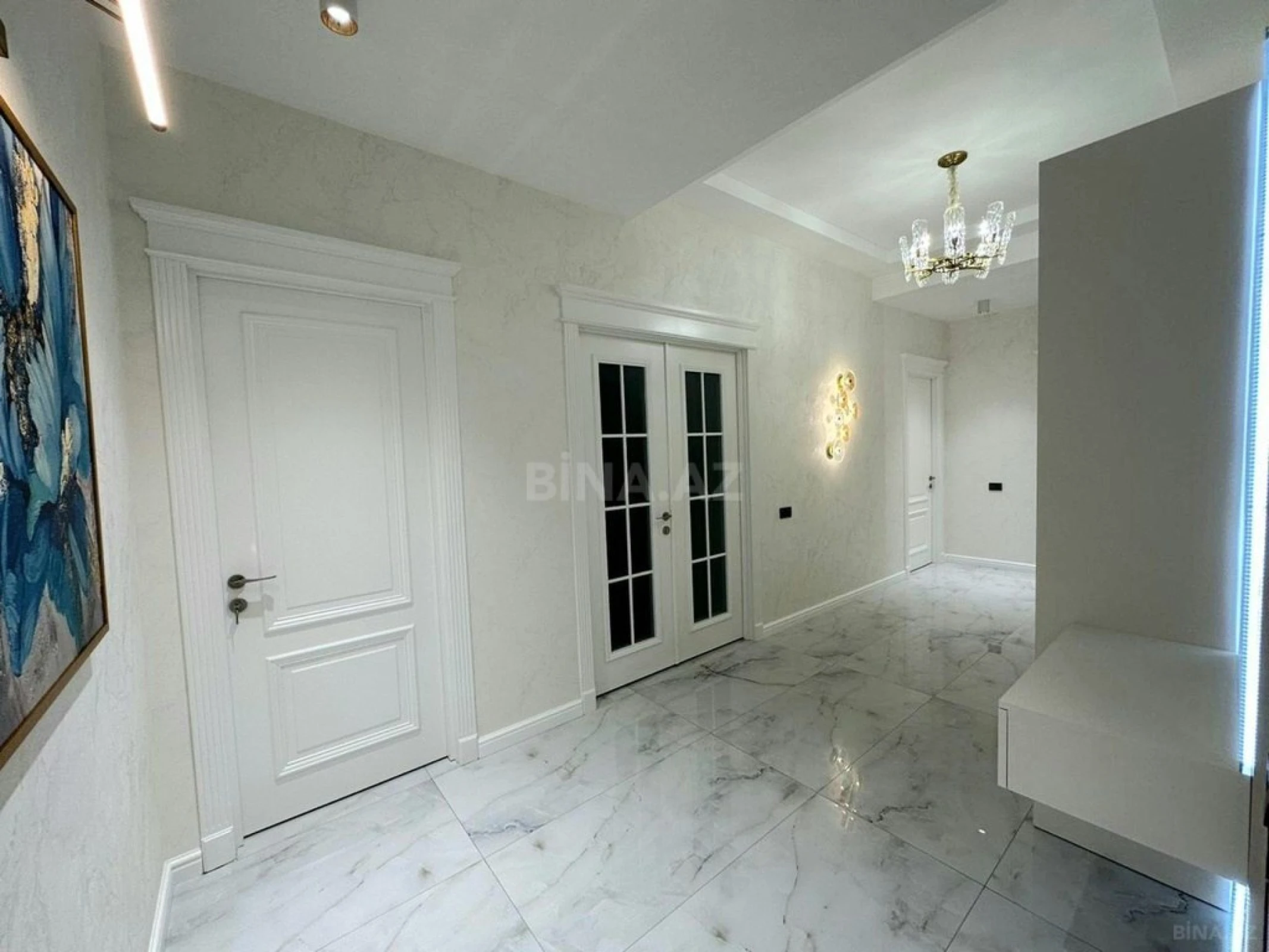 Kirayə verilir 3 otaqlı mənzil 140 m²