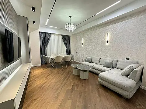 Kirayə verilir 3 otaqlı mənzil 140 m²
