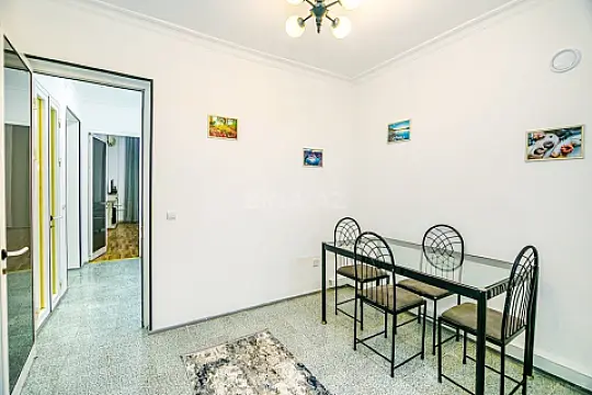 Kirayə verilir 3 otaqlı mənzil 103 m²