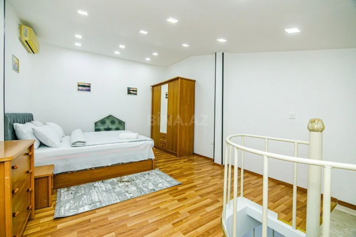 Kirayə verilir 3 otaqlı mənzil 103 m²