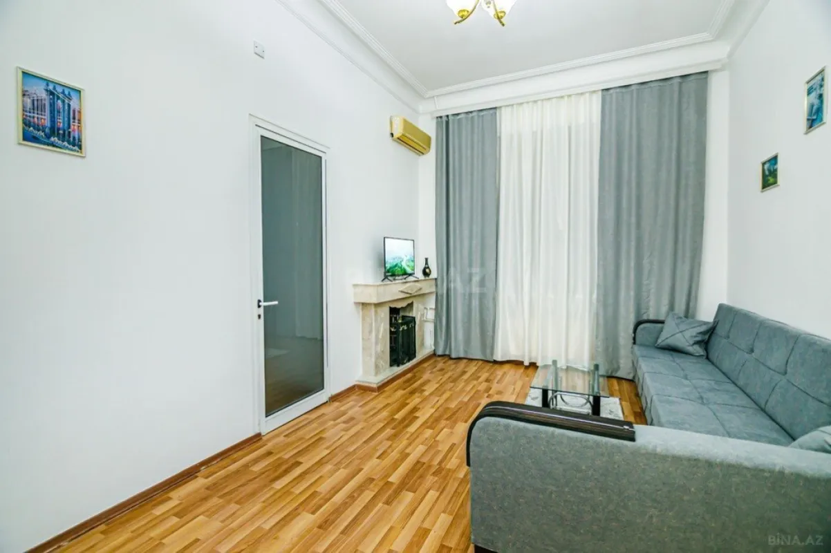 Kirayə verilir 3 otaqlı mənzil 103 m²