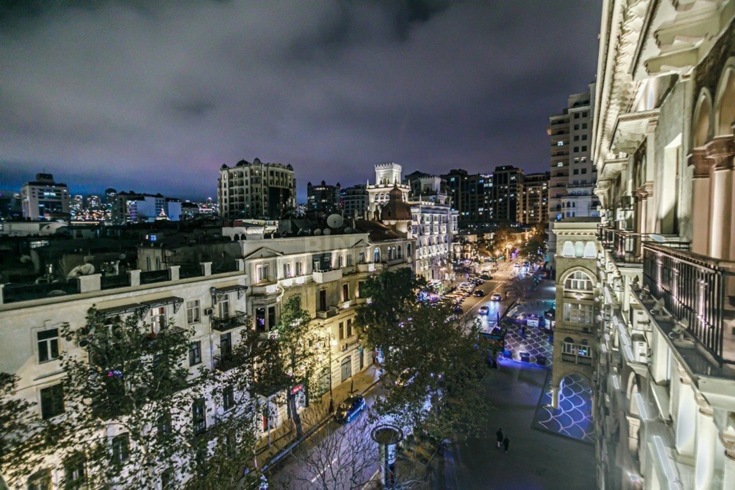 Kirayə verilir 3 otaqlı mənzil 103 m²