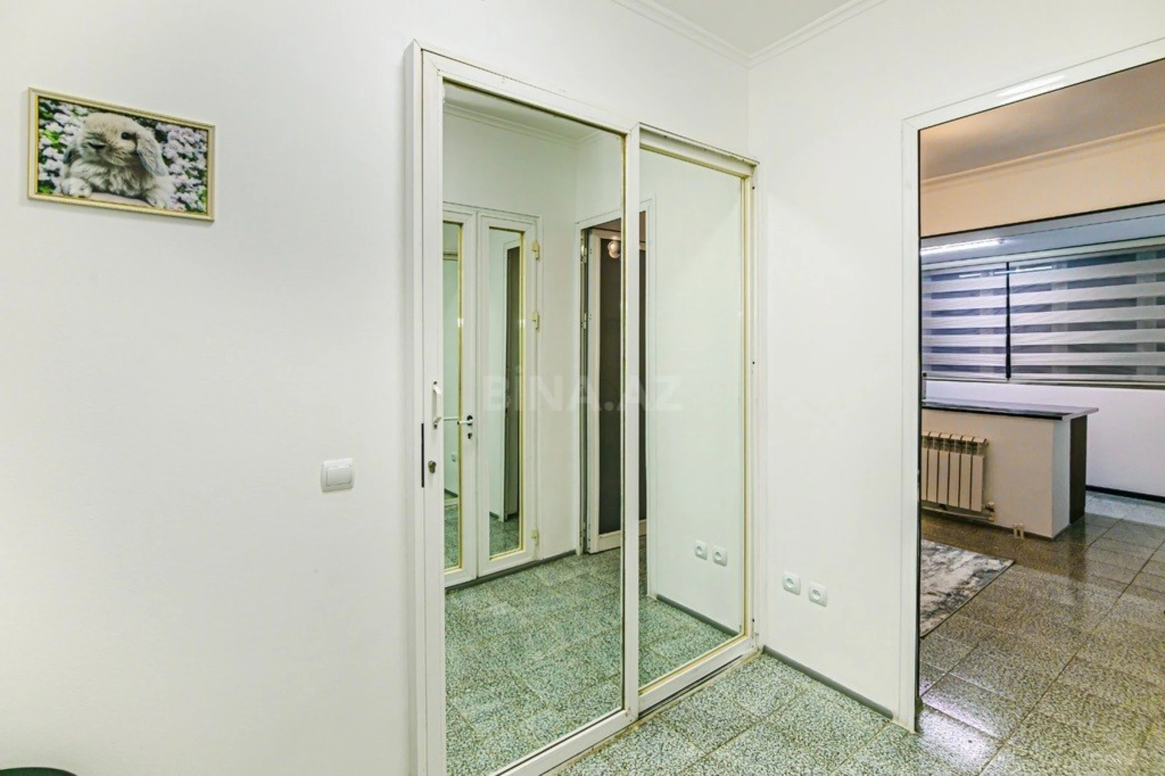 Kirayə verilir 3 otaqlı mənzil 103 m²