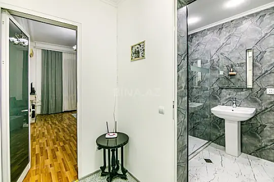 Kirayə verilir 3 otaqlı mənzil 103 m²