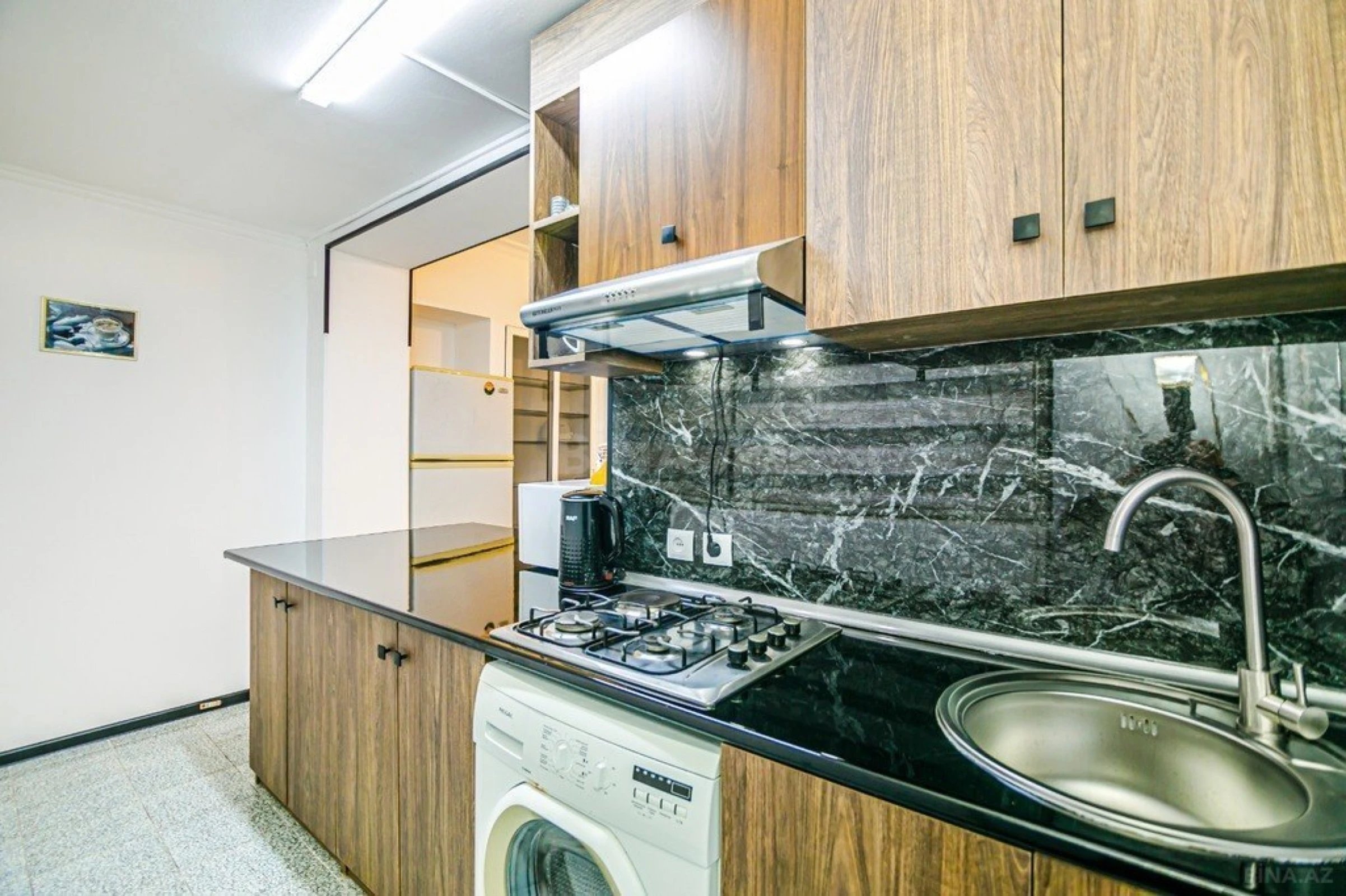 Kirayə verilir 3 otaqlı mənzil 103 m²