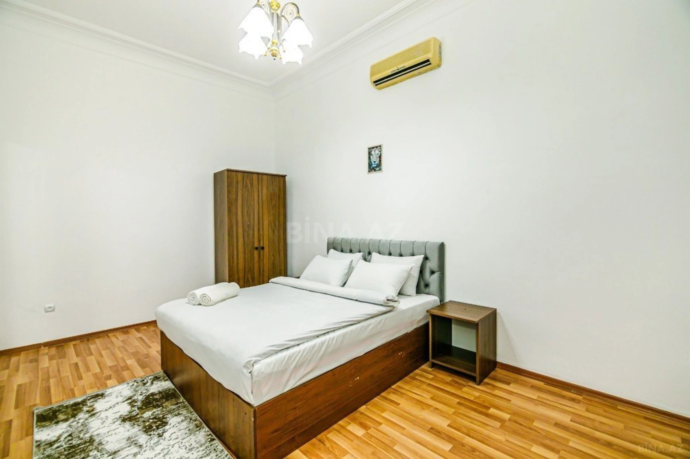 Kirayə verilir 3 otaqlı mənzil 103 m²