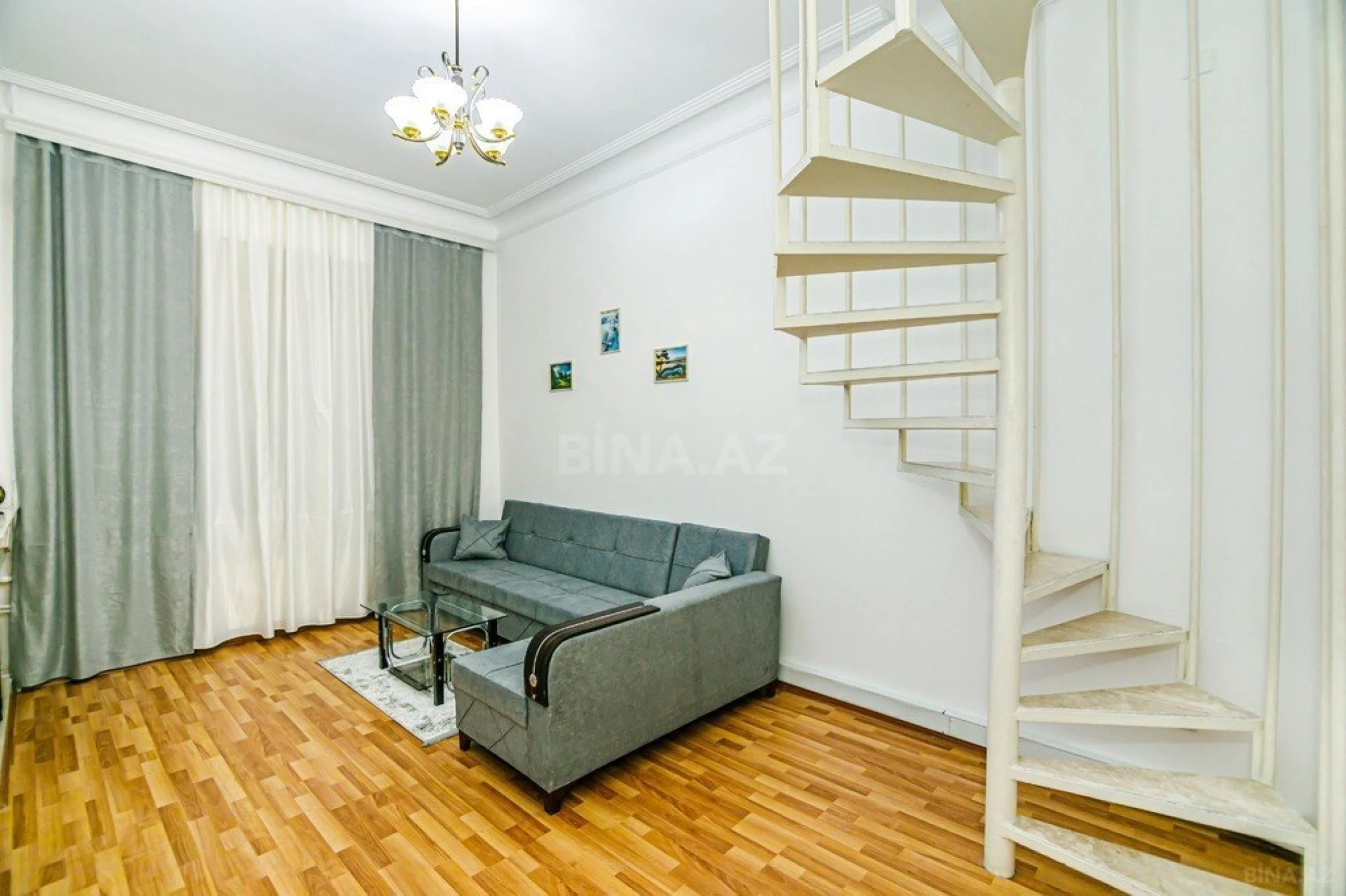 Kirayə verilir 3 otaqlı mənzil 103 m²