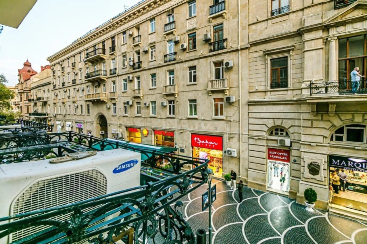 Kirayə verilir 1 otaqlı mənzil 42 m²