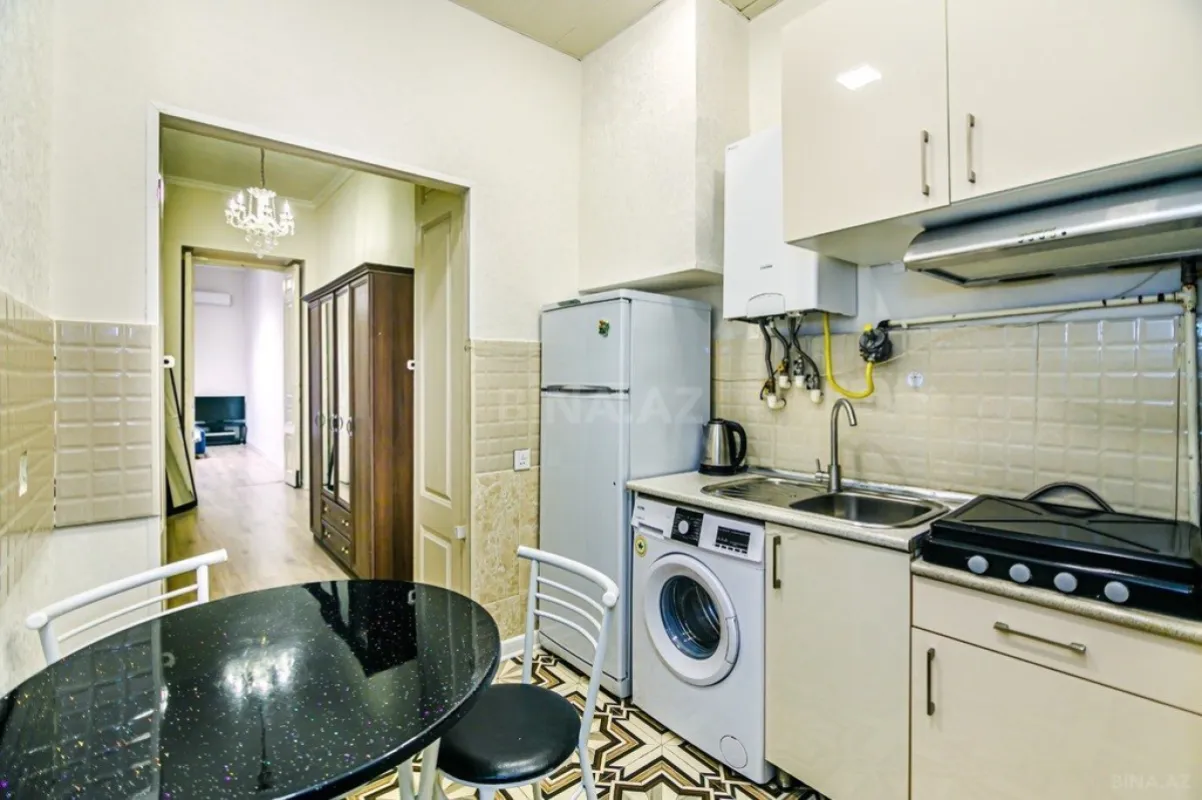 Kirayə verilir 1 otaqlı mənzil 42 m²