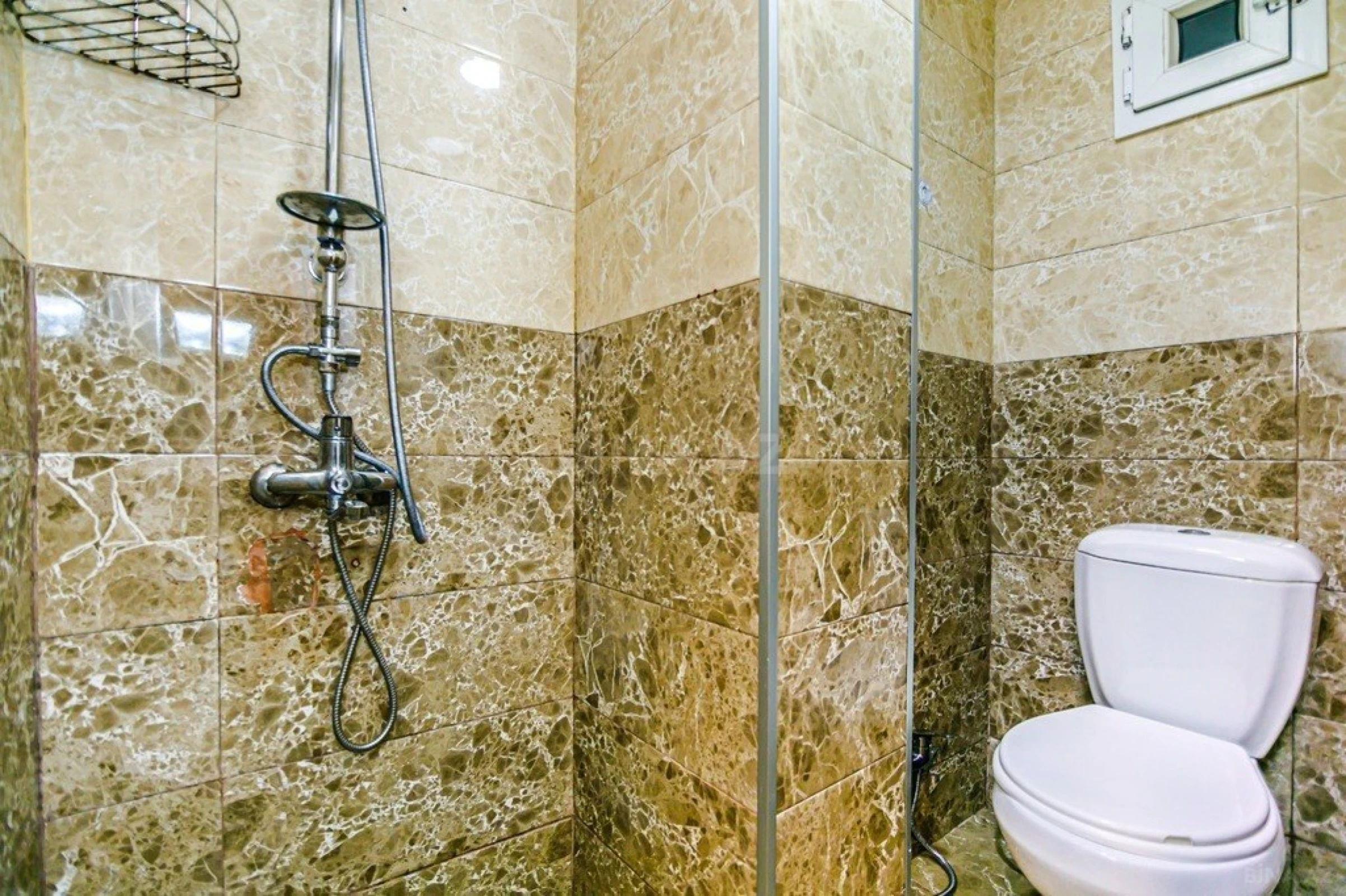 Kirayə verilir 1 otaqlı mənzil 42 m²