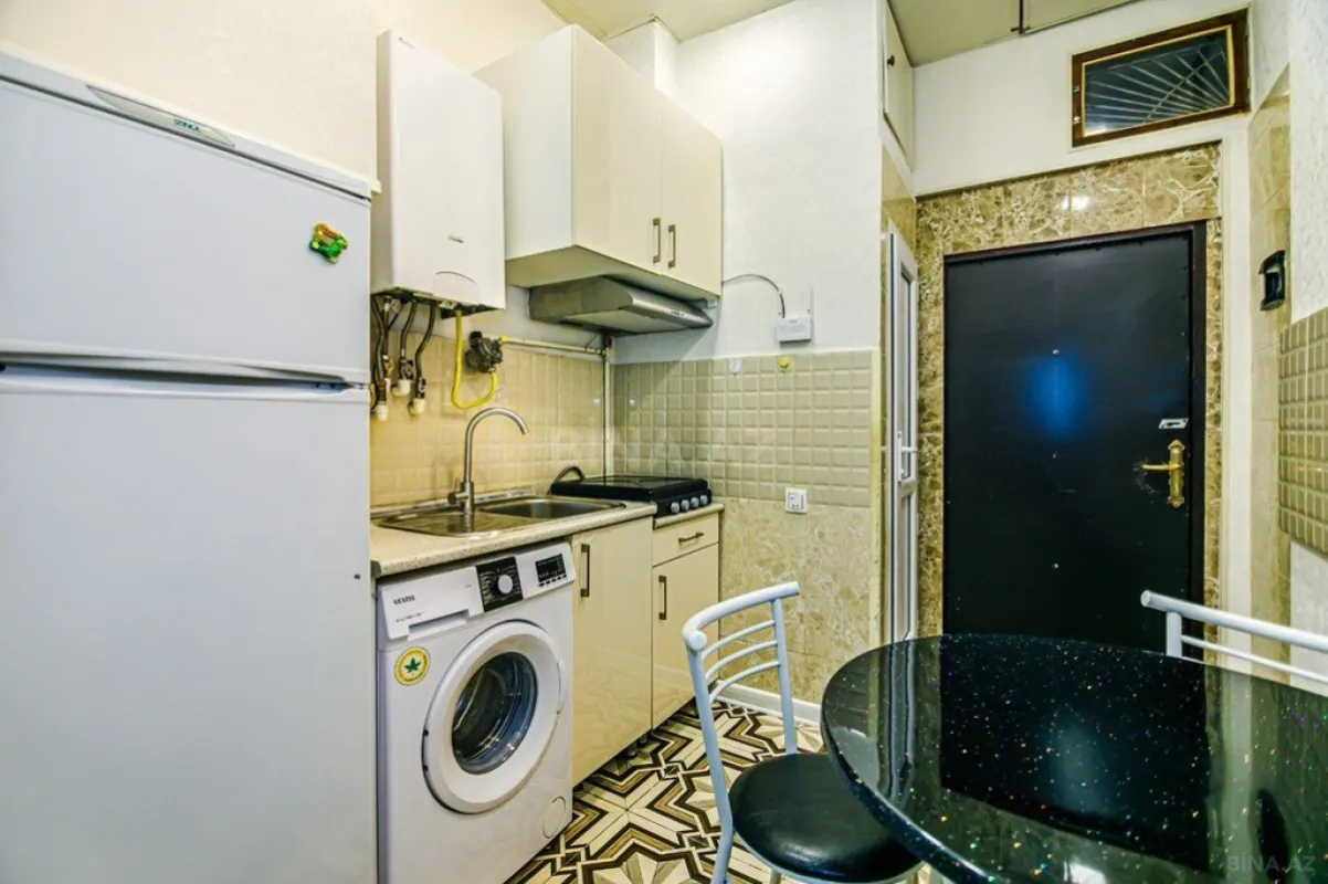 Kirayə verilir 1 otaqlı mənzil 42 m²