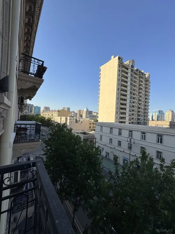Satılır 3 otaqlı mənzil 80 m²