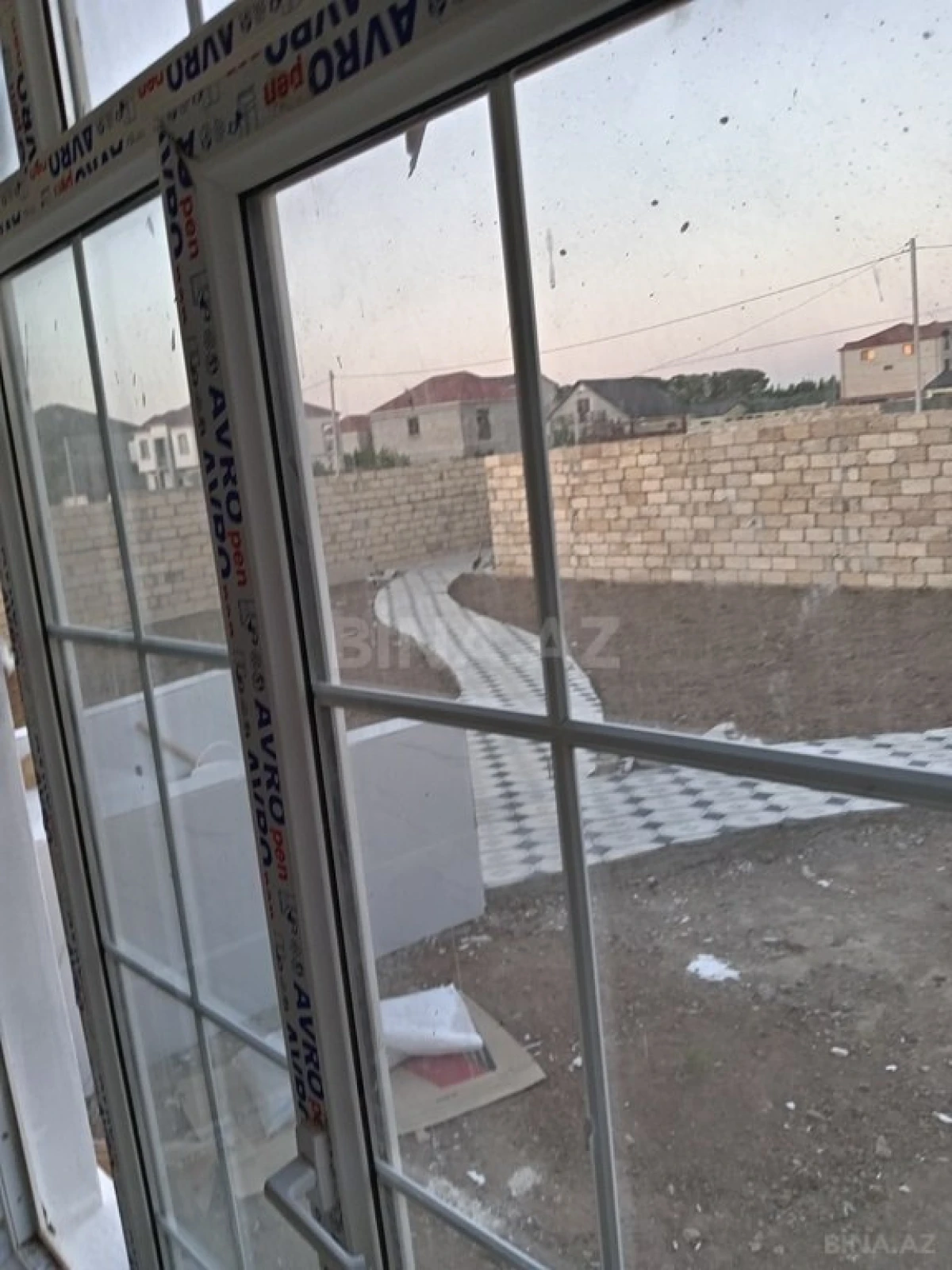 Satılır 4 otaqlı həyət evi 144 m²