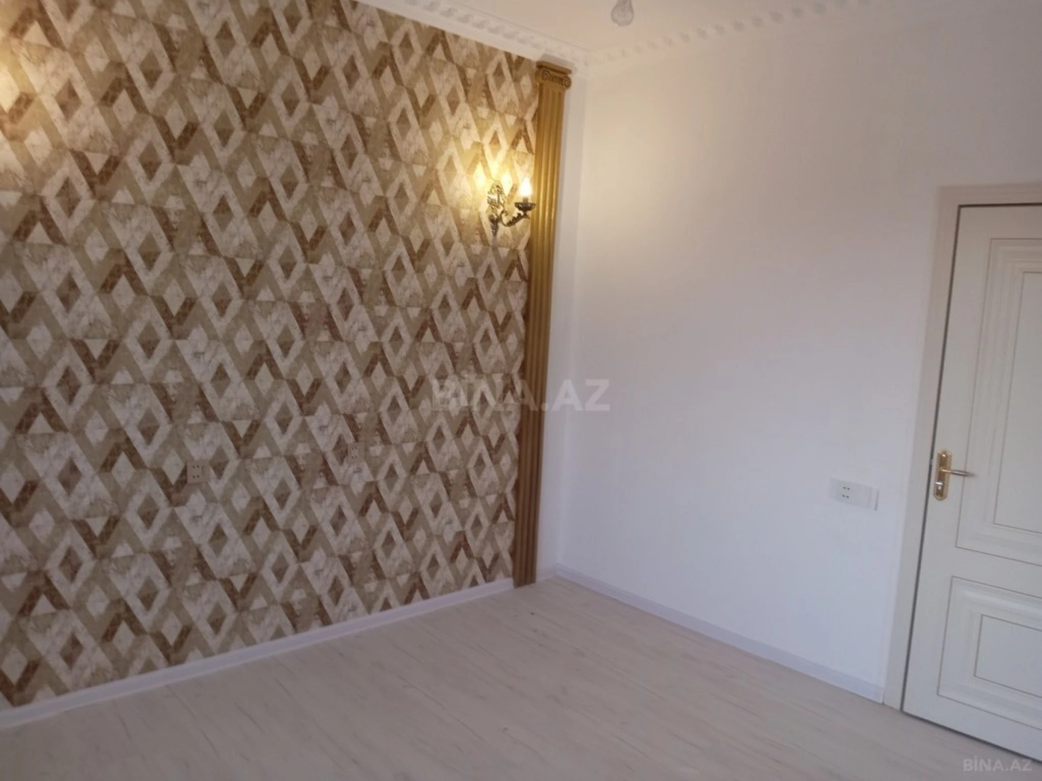 Satılır 4 otaqlı həyət evi 144 m²