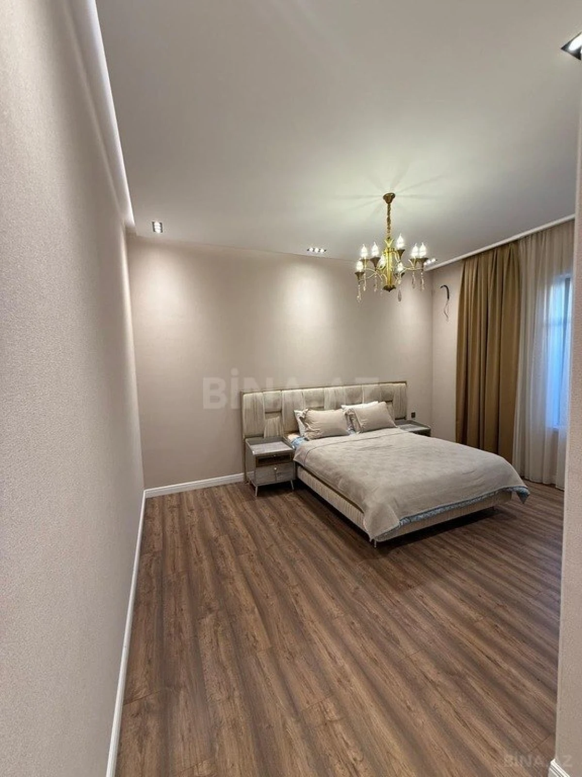 Kirayə verilir 4 otaqlı həyət evi 300 m²